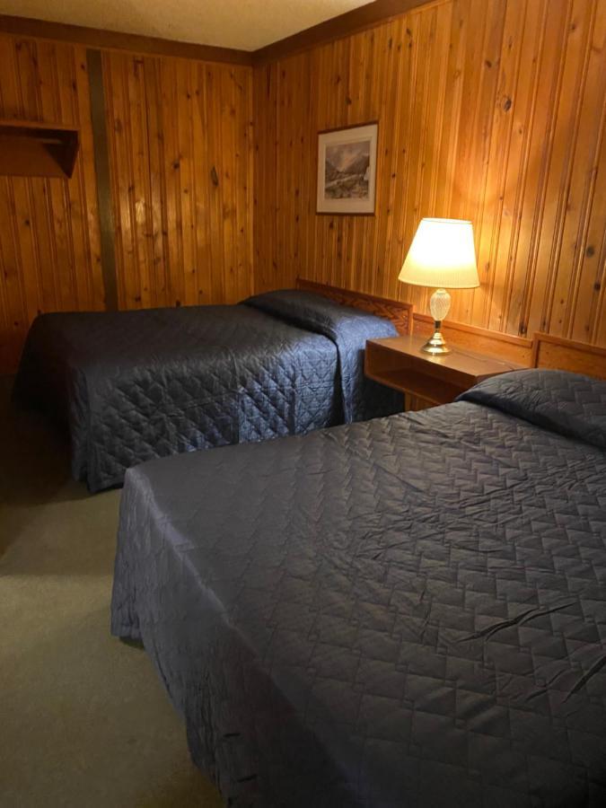 Glacier View Inn Haines Junction Exteriér fotografie