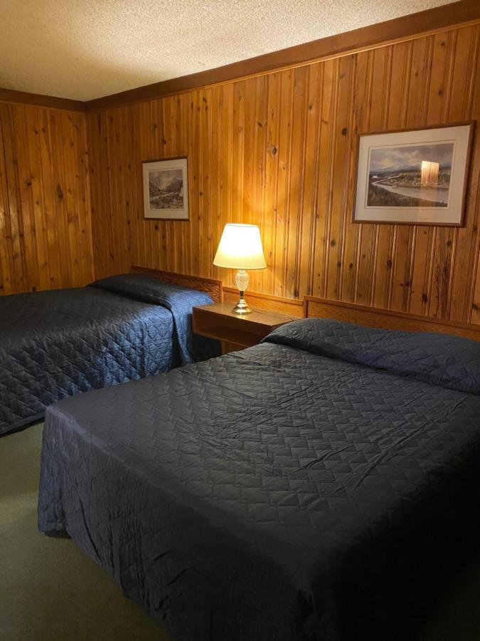 Glacier View Inn Haines Junction Exteriér fotografie